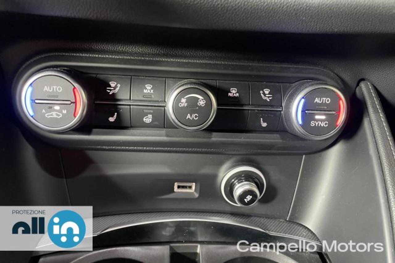 Alfa Romeo Alfa Romeo Stelvio usata 2