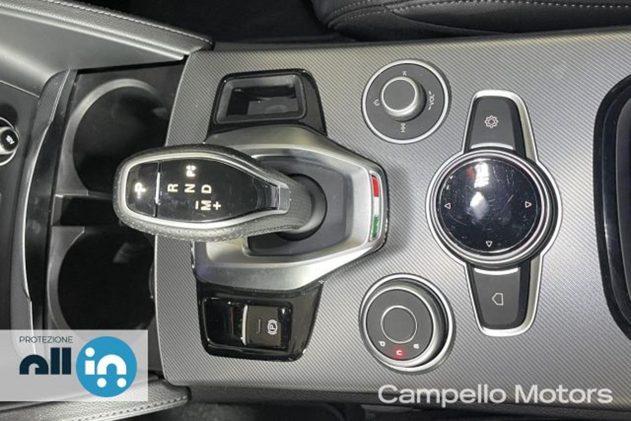Alfa Romeo Alfa Romeo Stelvio usata 3