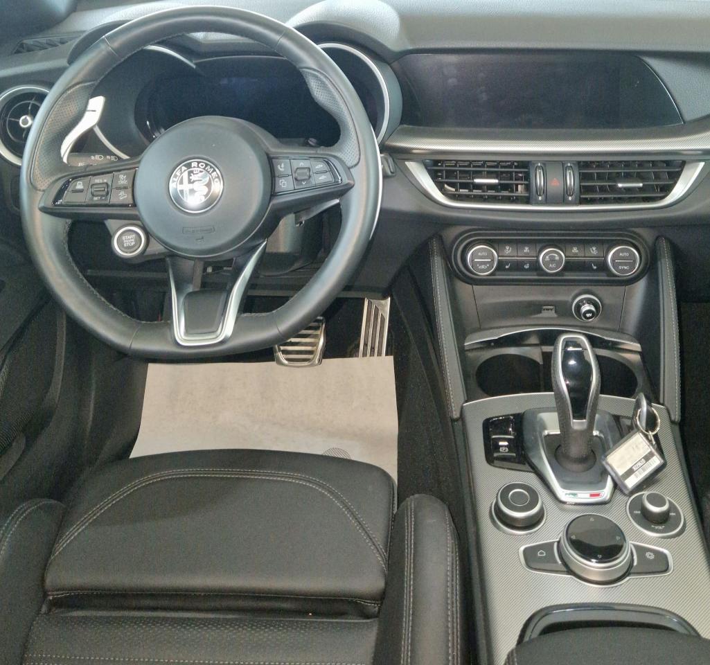 Alfa Romeo Alfa Romeo Stelvio usata 2