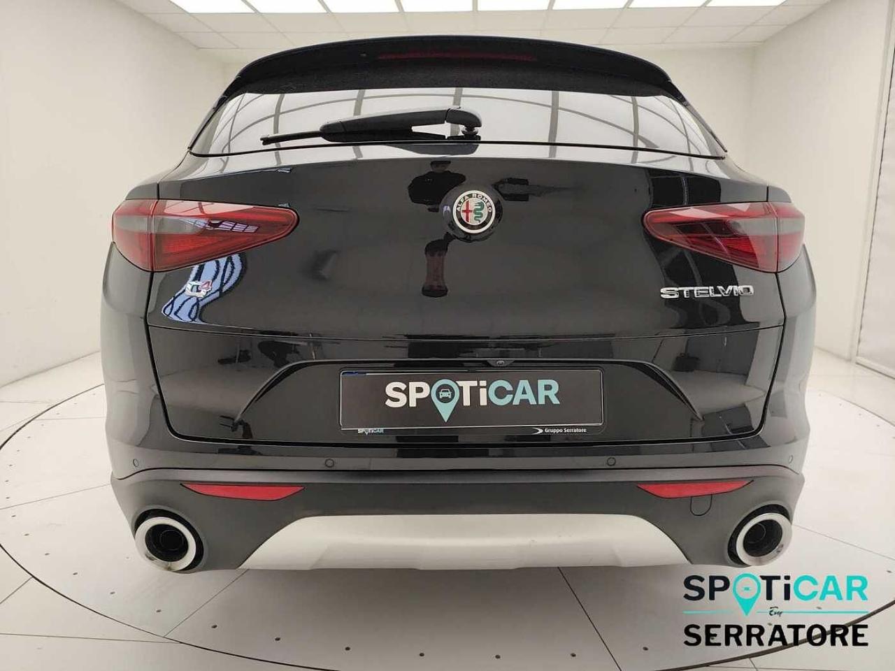 Alfa Romeo Alfa Romeo Stelvio usata 17