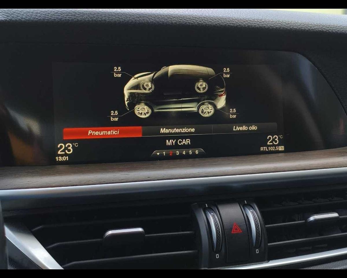 Alfa Romeo Alfa Romeo Stelvio usata 18