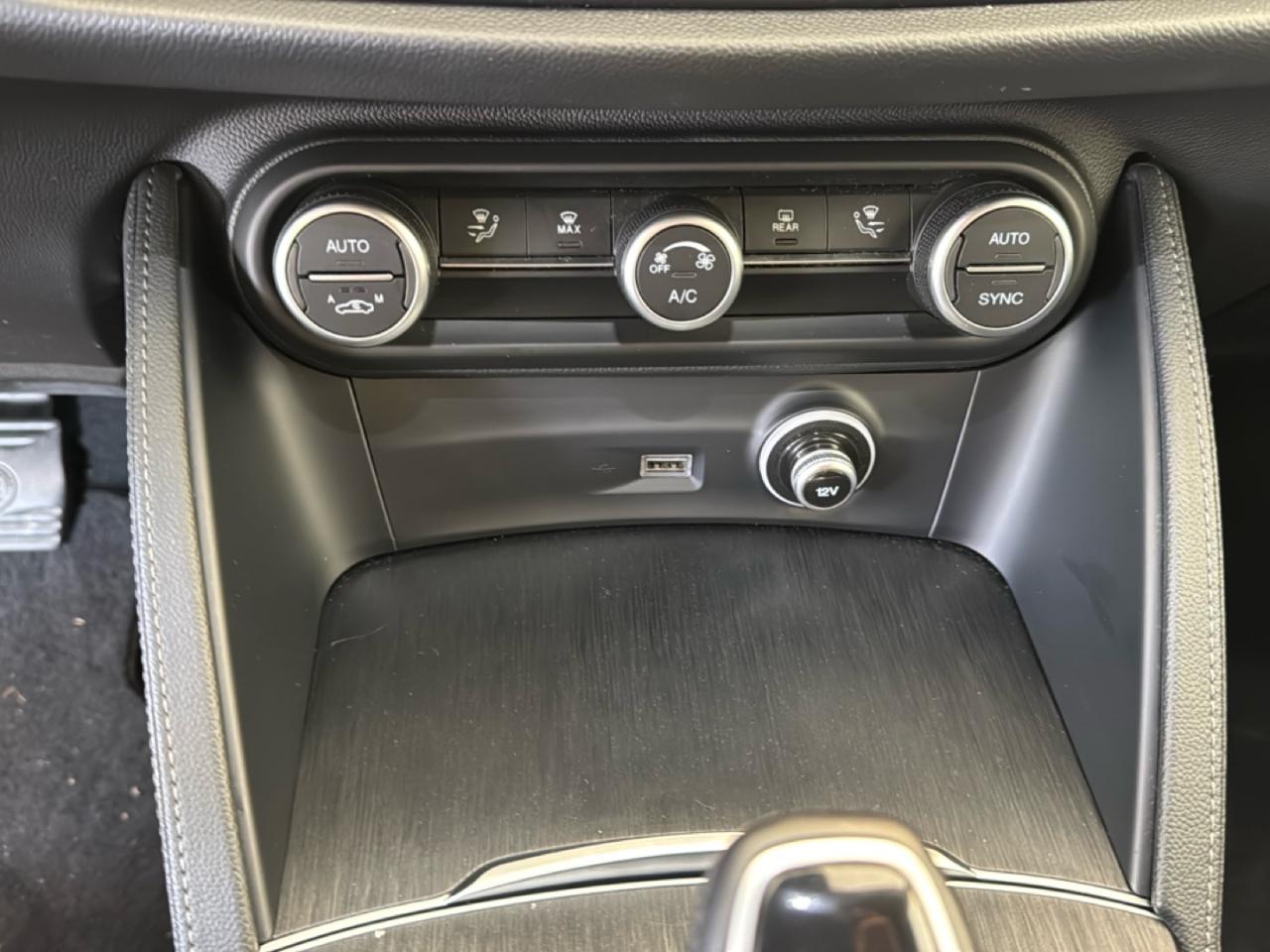 Alfa Romeo Alfa Romeo Stelvio usata 9
