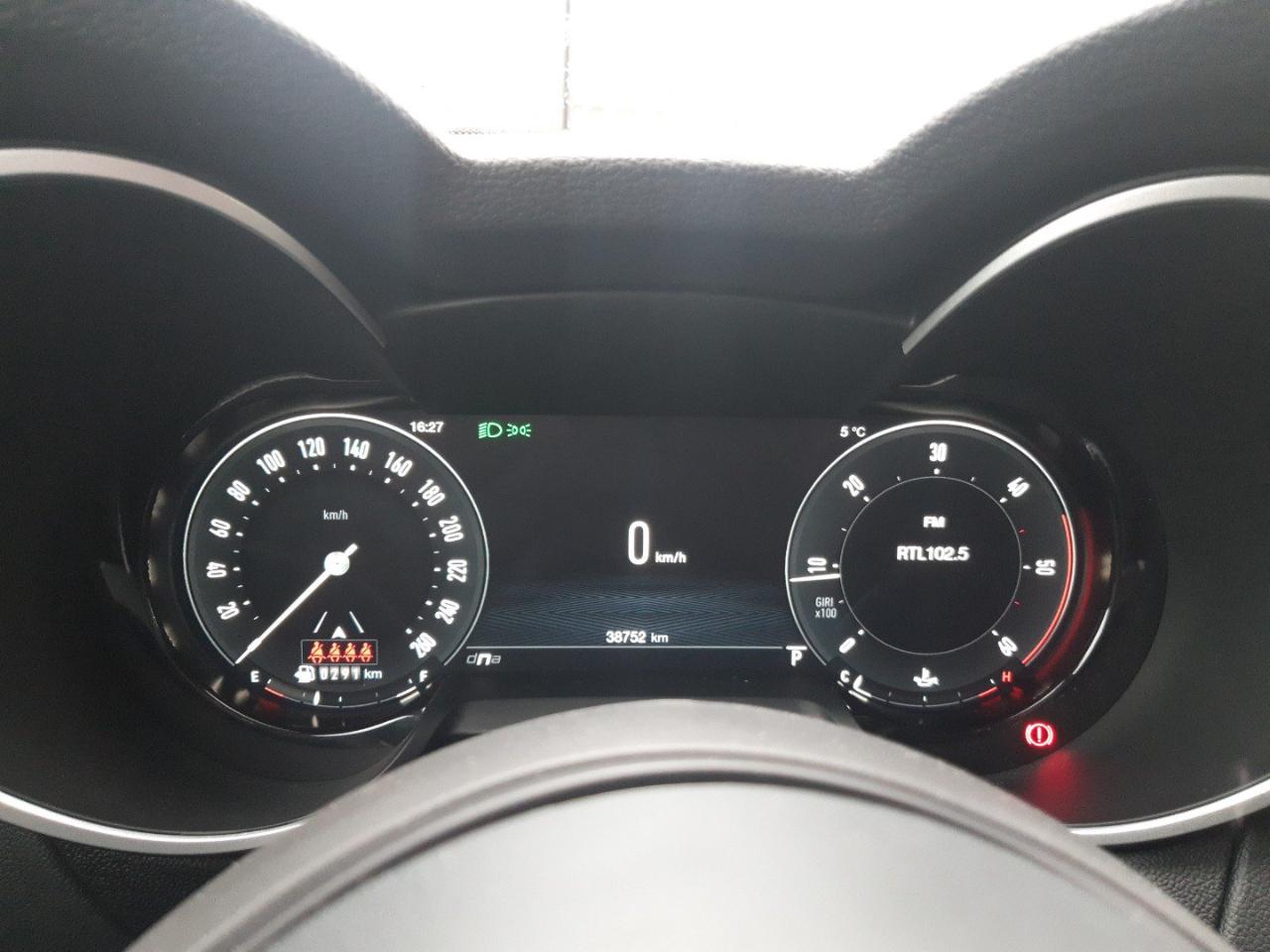 Alfa Romeo Alfa Romeo Stelvio usata 12