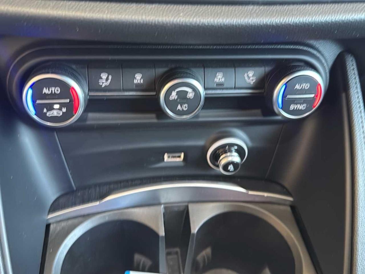 Alfa Romeo Alfa Romeo Stelvio usata 9