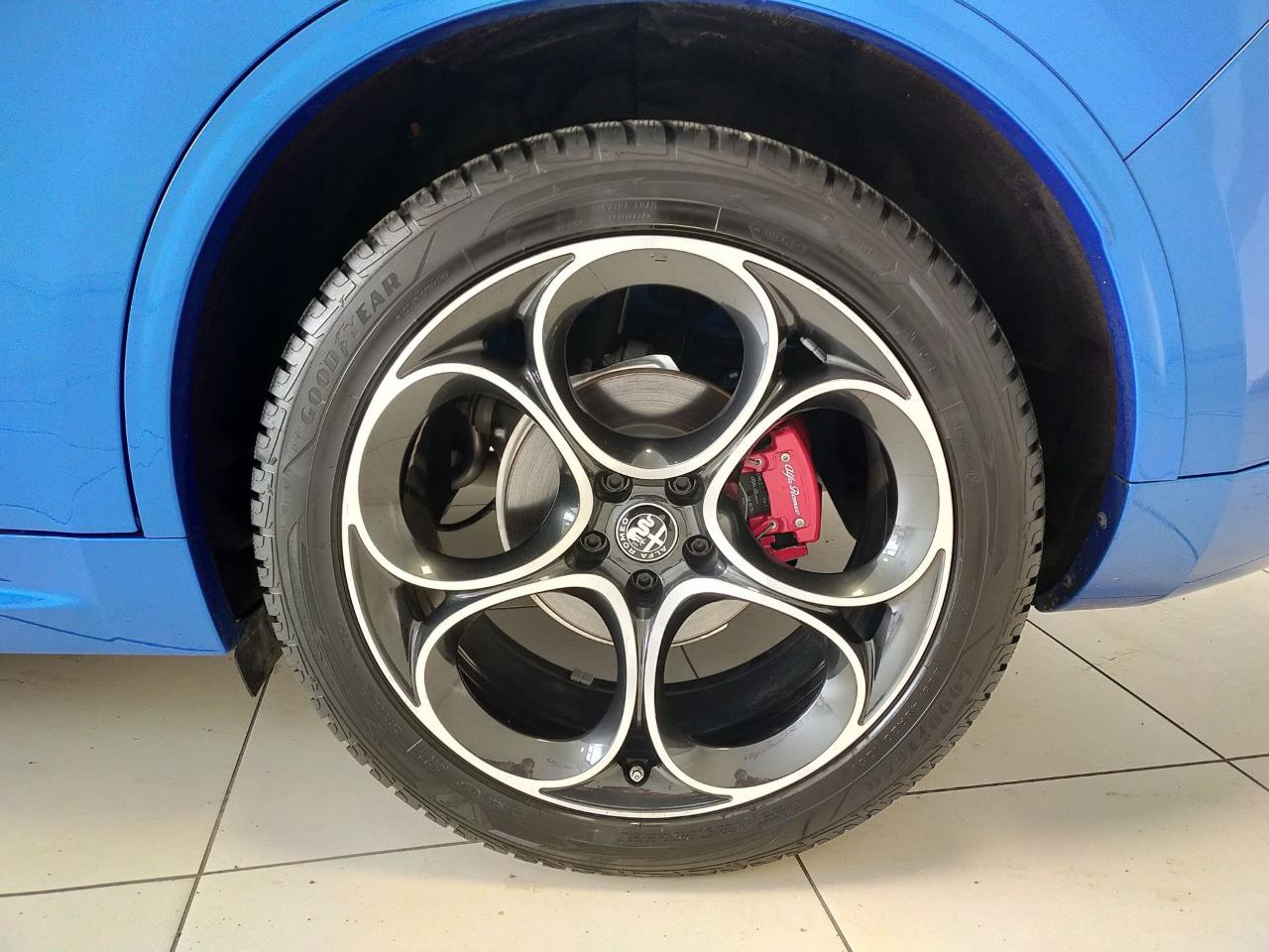 Alfa Romeo Alfa Romeo Stelvio usata 13