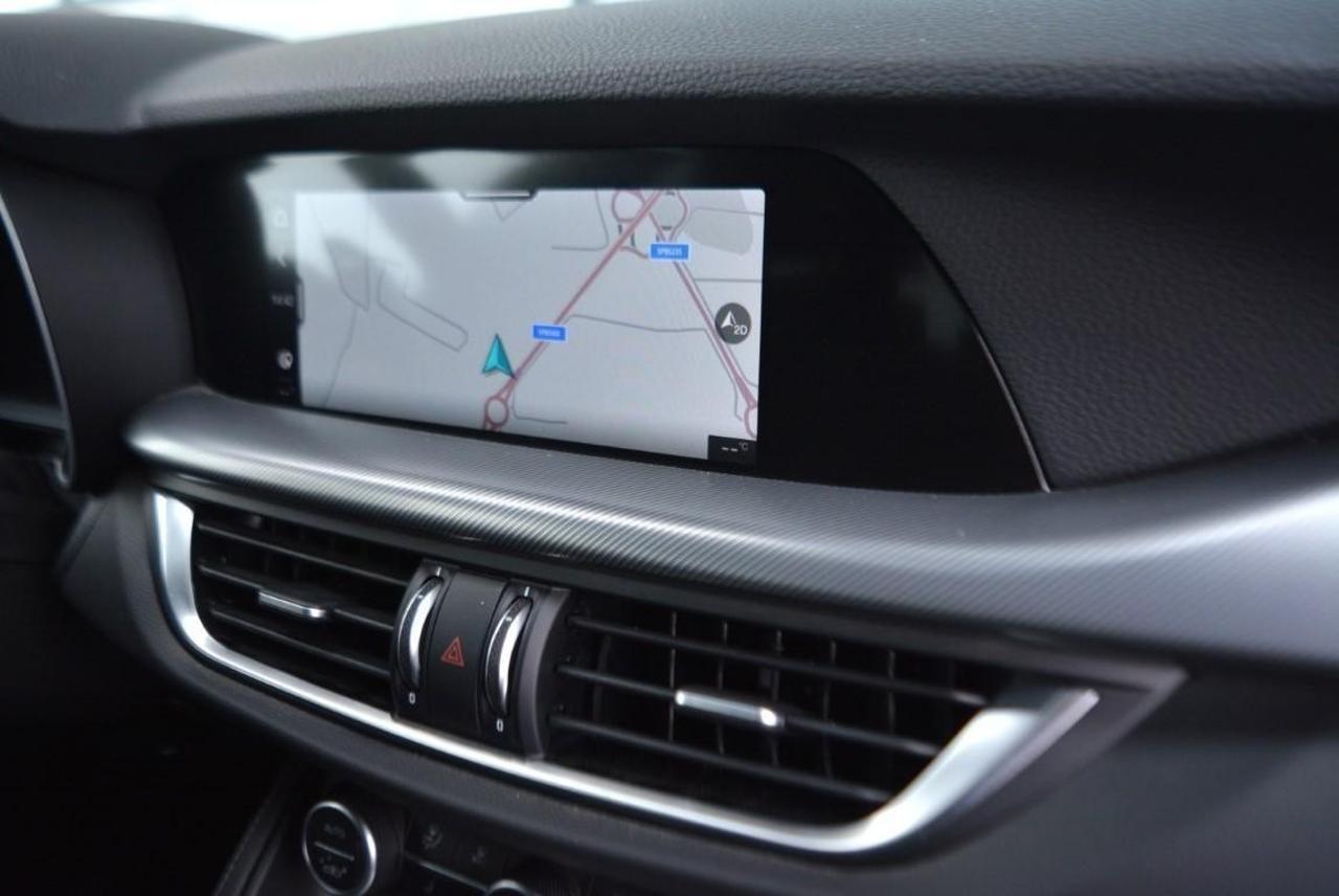 Alfa Romeo Alfa Romeo Stelvio usata, con GPS