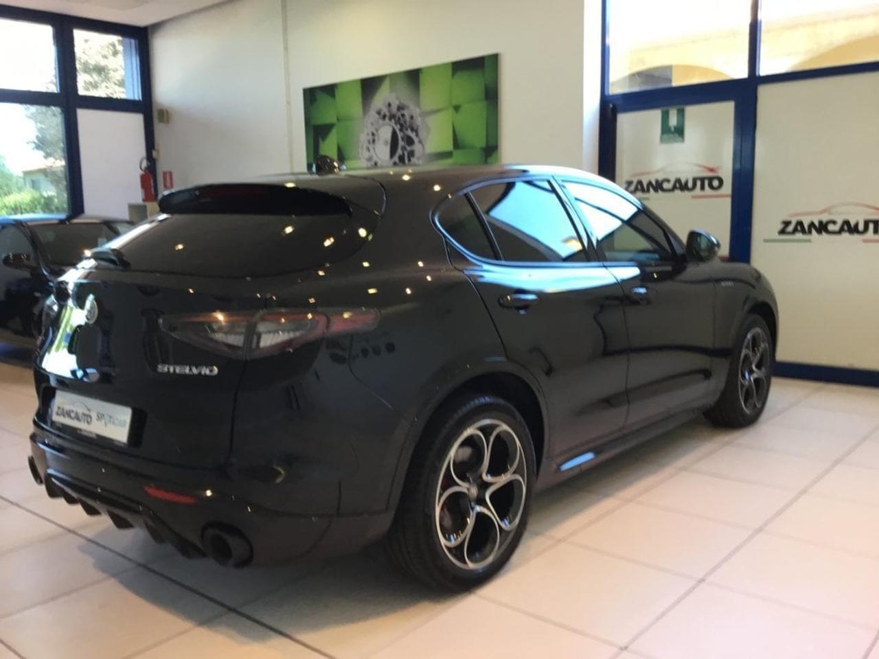 Alfa Romeo Alfa Romeo Stelvio usata 13