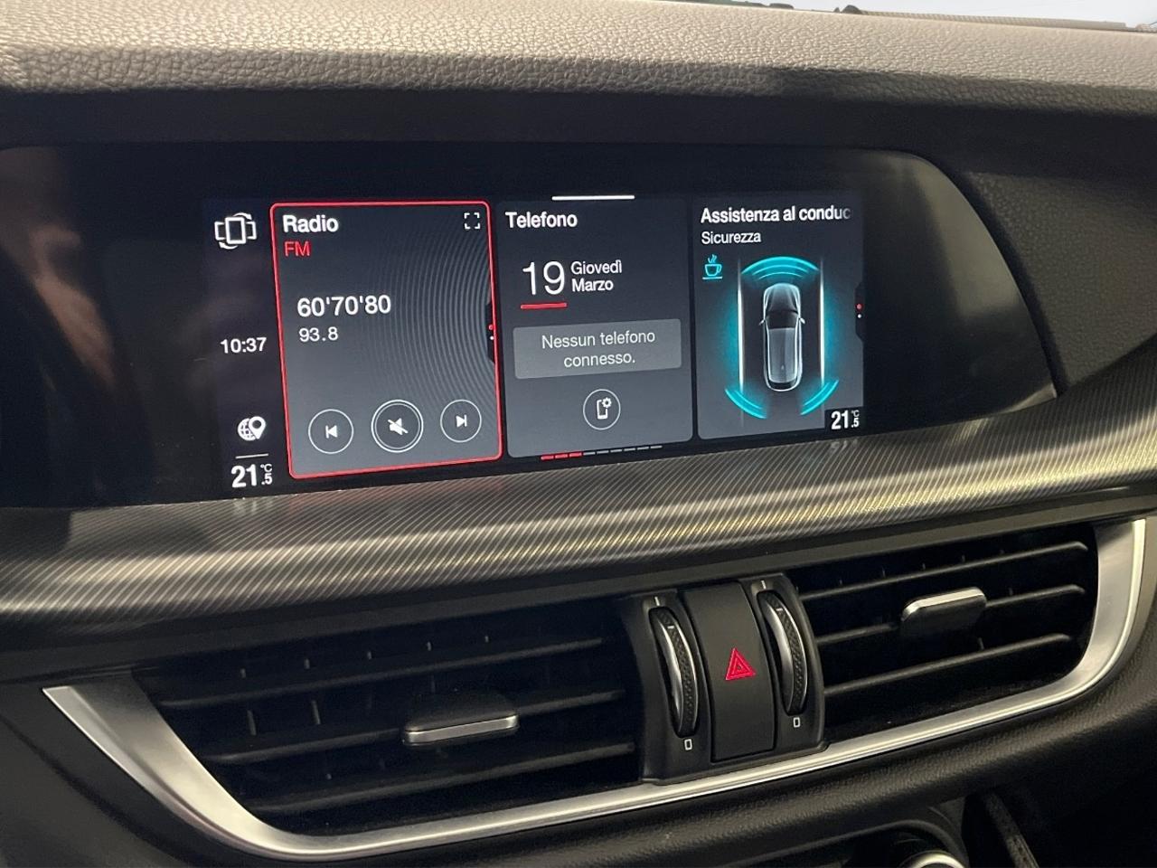 Alfa Romeo Alfa Romeo Stelvio usata 2