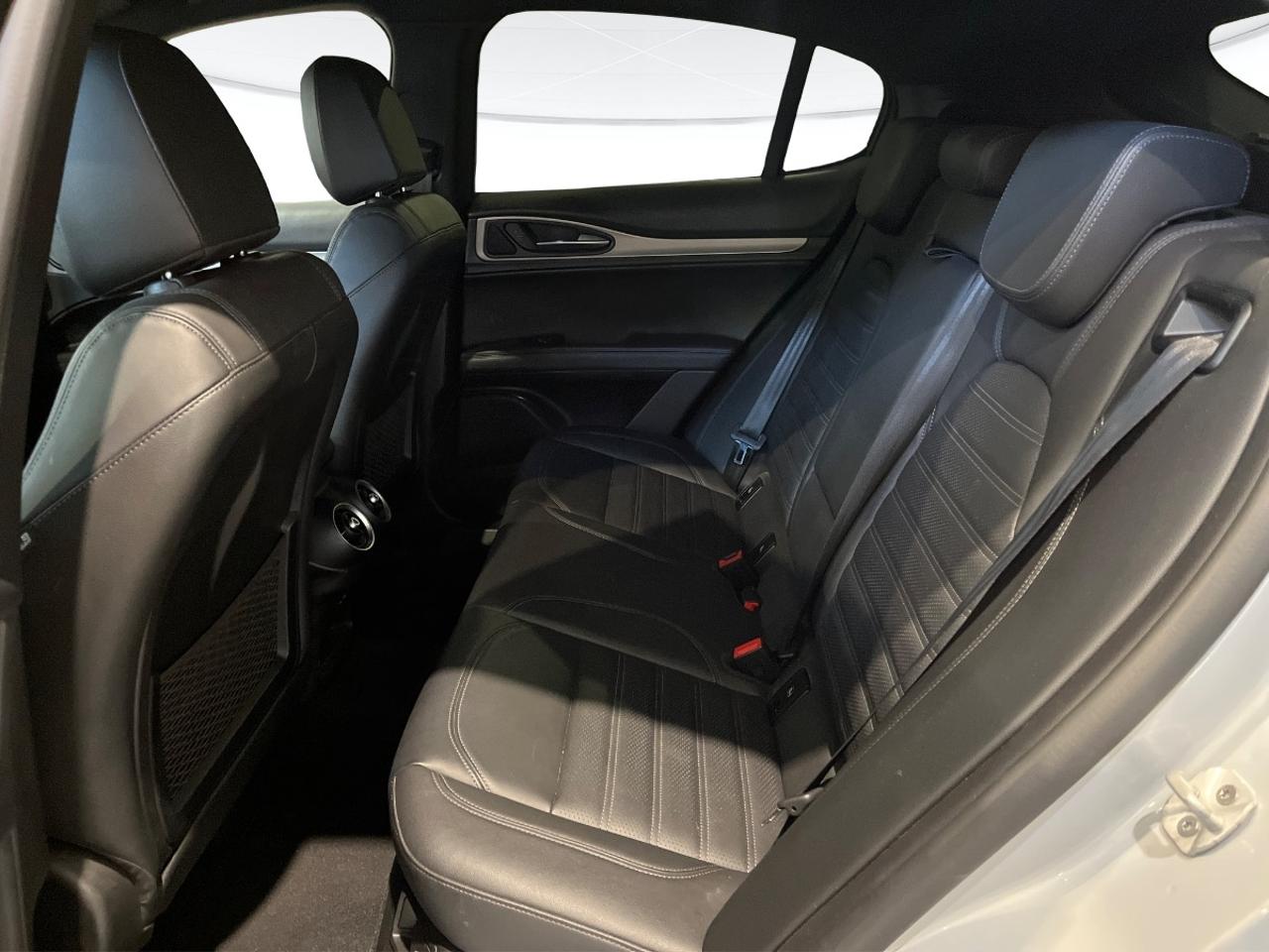 Alfa Romeo Alfa Romeo Stelvio usata 17