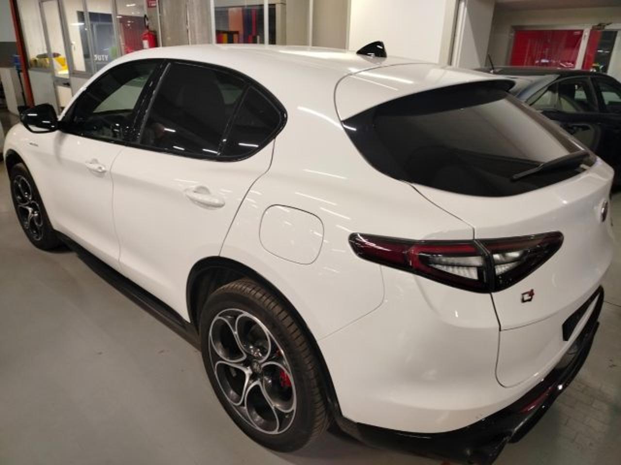 Alfa Romeo Alfa Romeo Stelvio usata 22