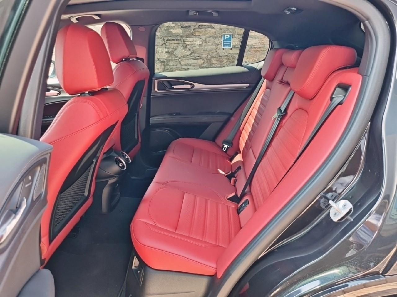 Alfa Romeo Alfa Romeo Stelvio usata 3