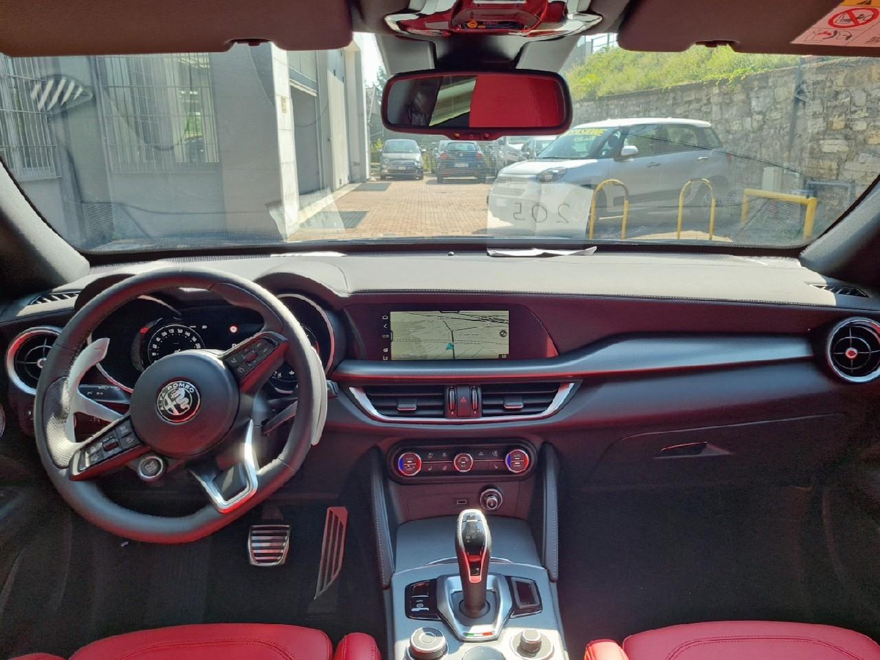 Alfa Romeo Alfa Romeo Stelvio usata 21