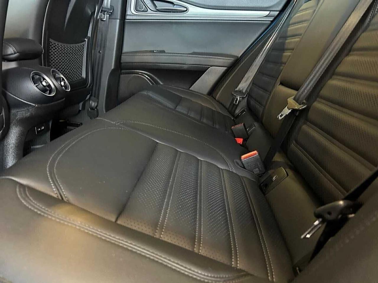 Alfa Romeo Alfa Romeo Stelvio usata 6