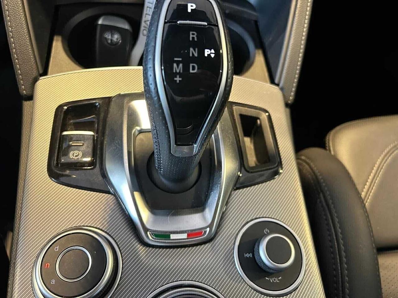 Alfa Romeo Alfa Romeo Stelvio usata 17