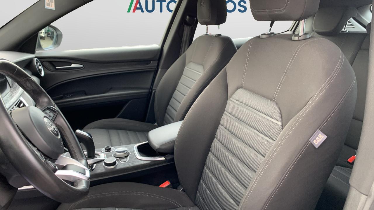 Alfa Romeo Alfa Romeo Stelvio usata 3