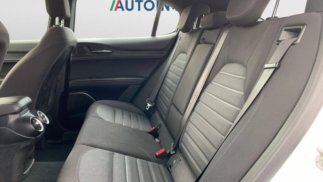 Alfa Romeo Alfa Romeo Stelvio usata 4