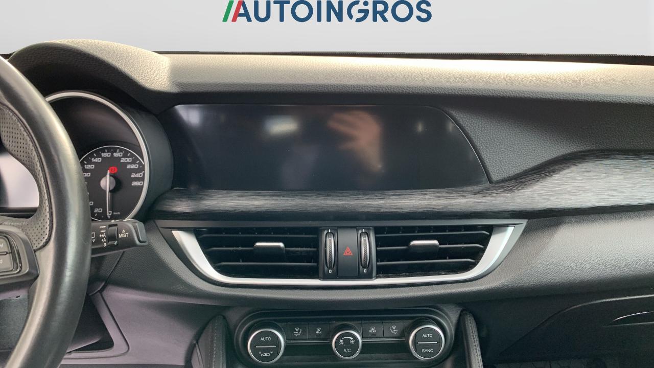 Alfa Romeo Alfa Romeo Stelvio usata 6