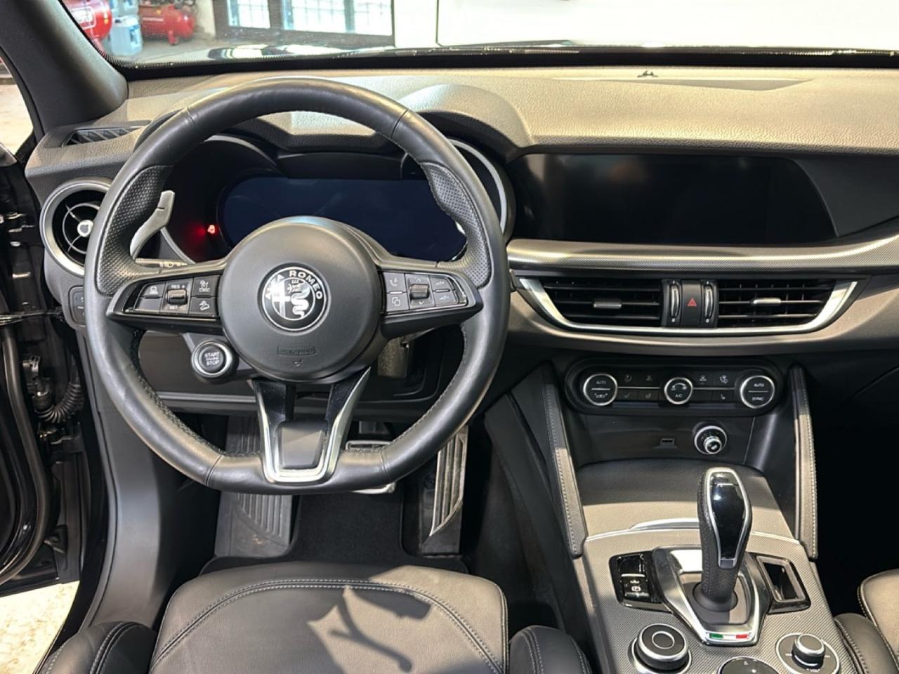 Alfa Romeo Alfa Romeo Stelvio usata 2