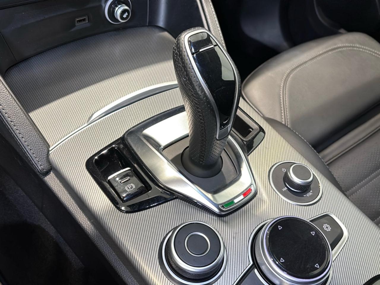 Alfa Romeo Alfa Romeo Stelvio usata 3