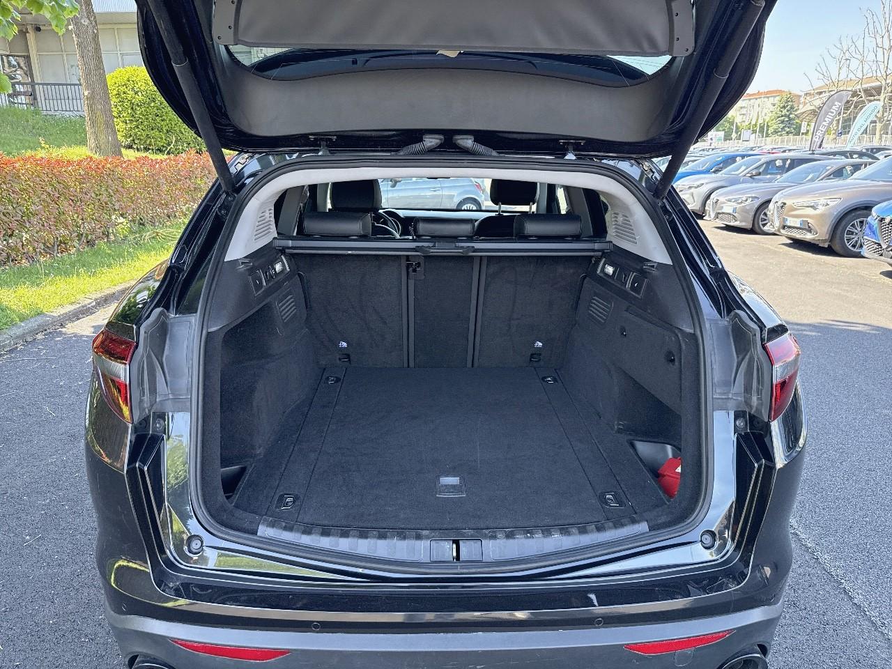 Alfa Romeo Alfa Romeo Stelvio usata 17