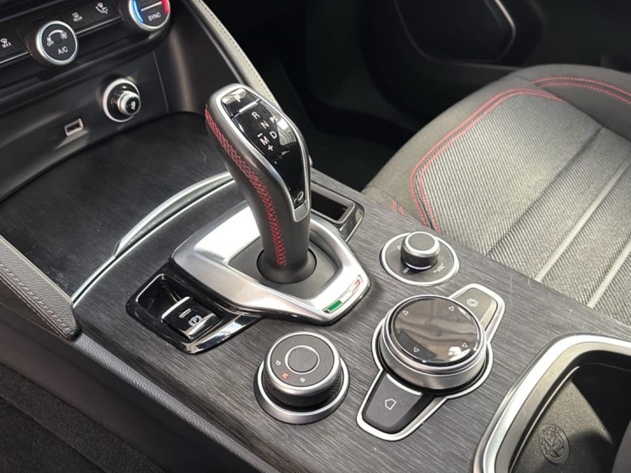Alfa Romeo Alfa Romeo Stelvio usata 7