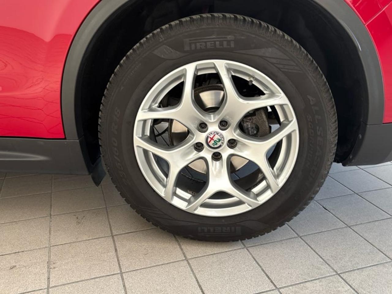 Alfa Romeo Alfa Romeo Stelvio usata 15