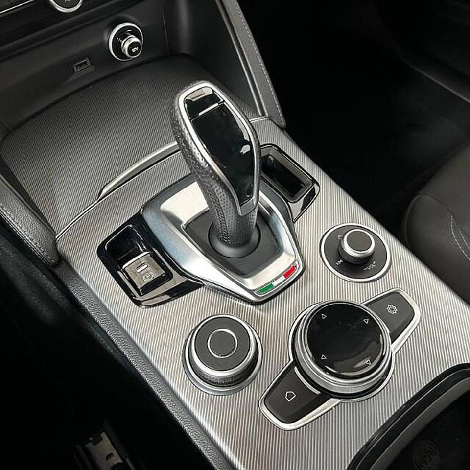 Alfa Romeo Alfa Romeo Stelvio usata 20