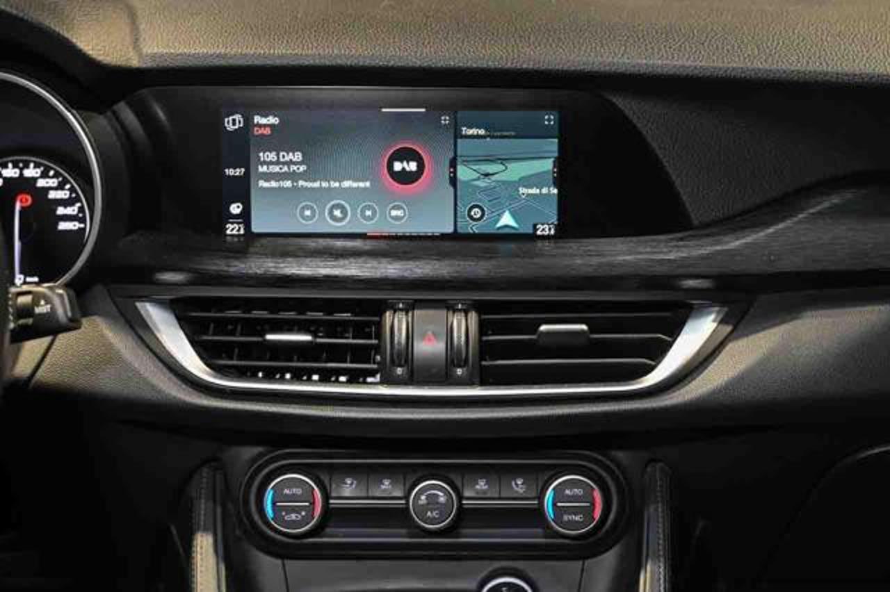 Alfa Romeo Alfa Romeo Stelvio usata 5