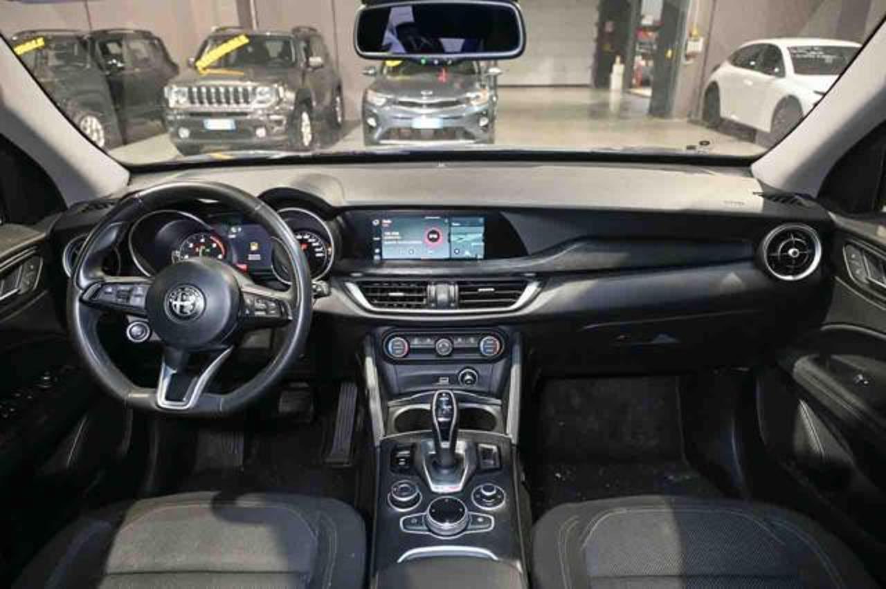 Alfa Romeo Alfa Romeo Stelvio usata 19
