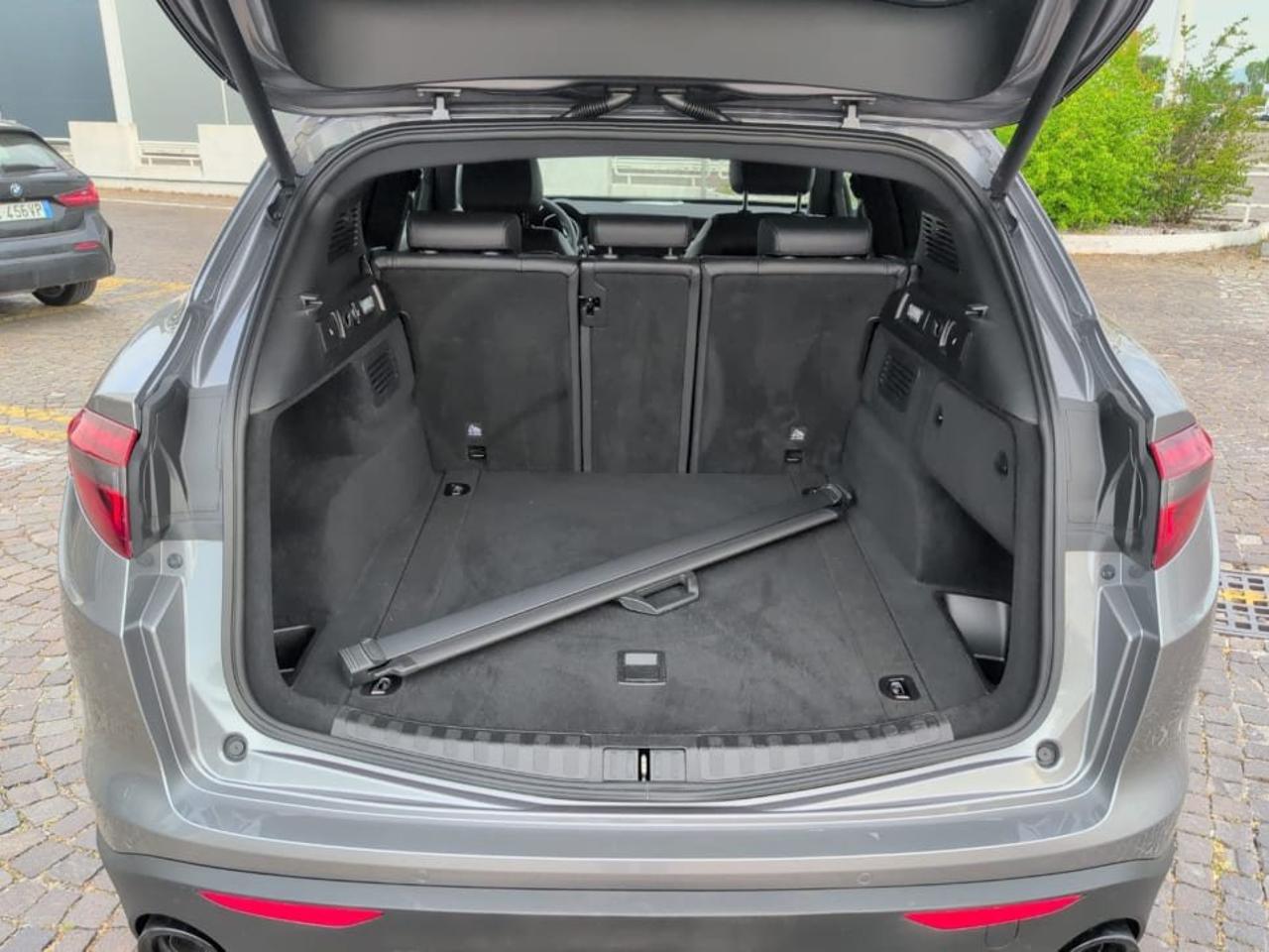 Alfa Romeo Alfa Romeo Stelvio usata 13