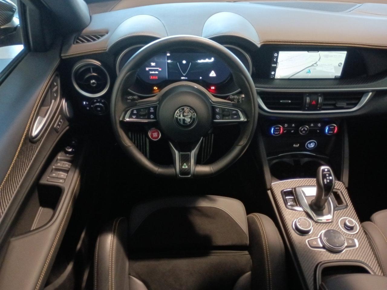 Alfa Romeo Alfa Romeo Stelvio usata, con GPS