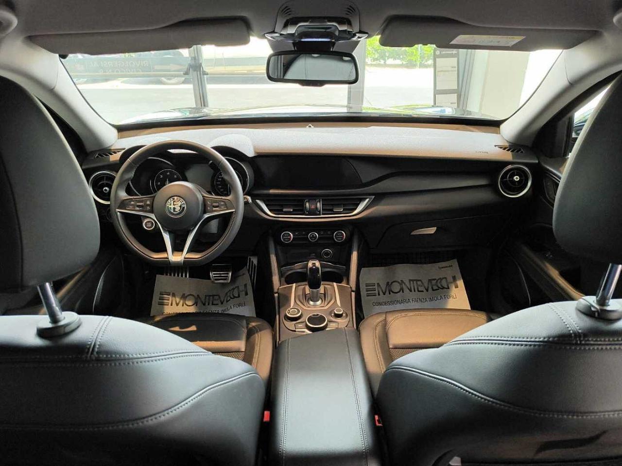 Alfa Romeo Alfa Romeo Stelvio usata 2