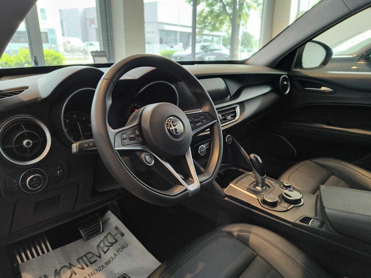 Alfa Romeo Alfa Romeo Stelvio usata 3