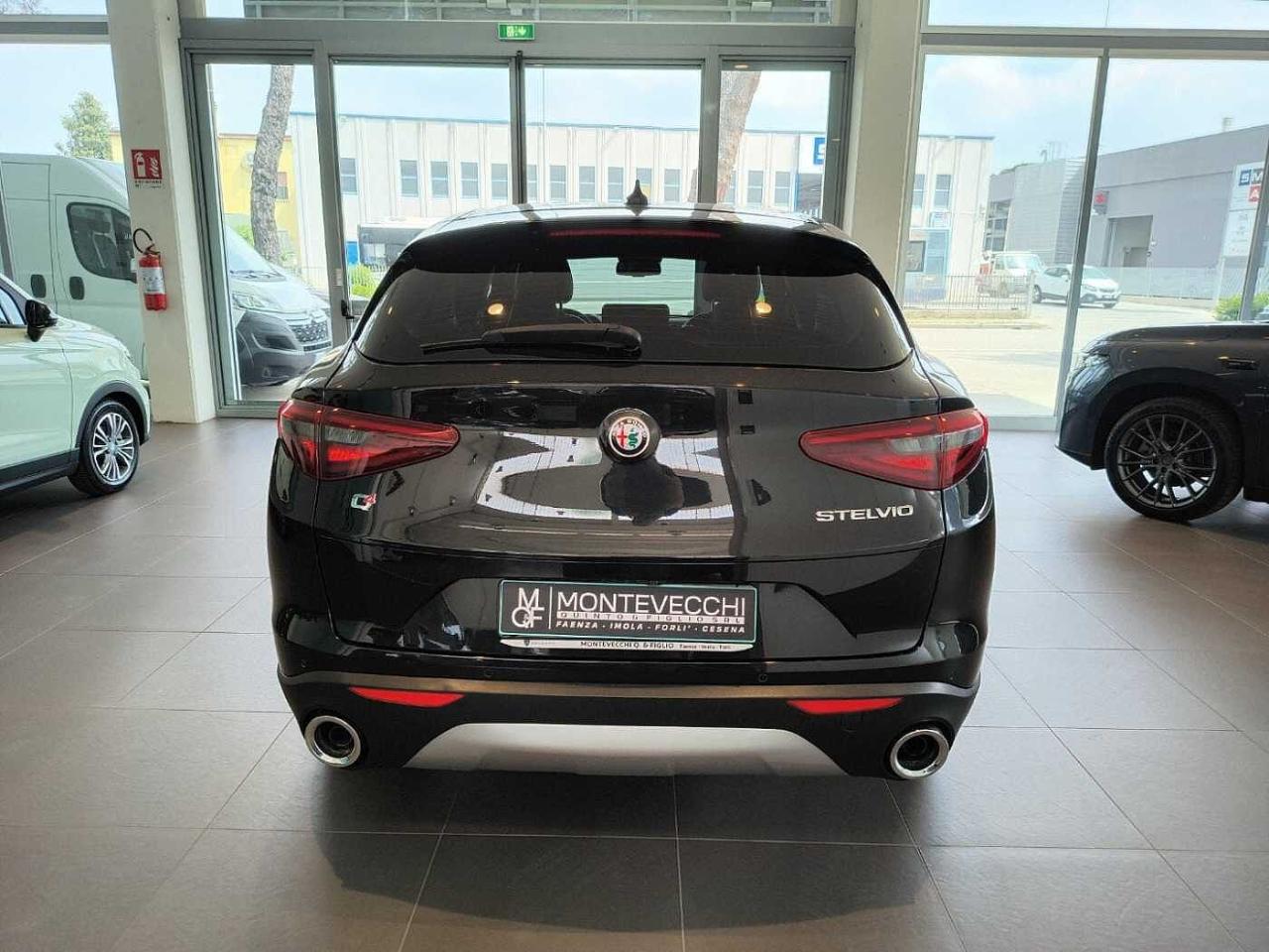 Alfa Romeo Alfa Romeo Stelvio usata 15