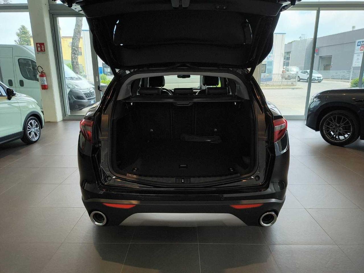 Alfa Romeo Alfa Romeo Stelvio usata 16