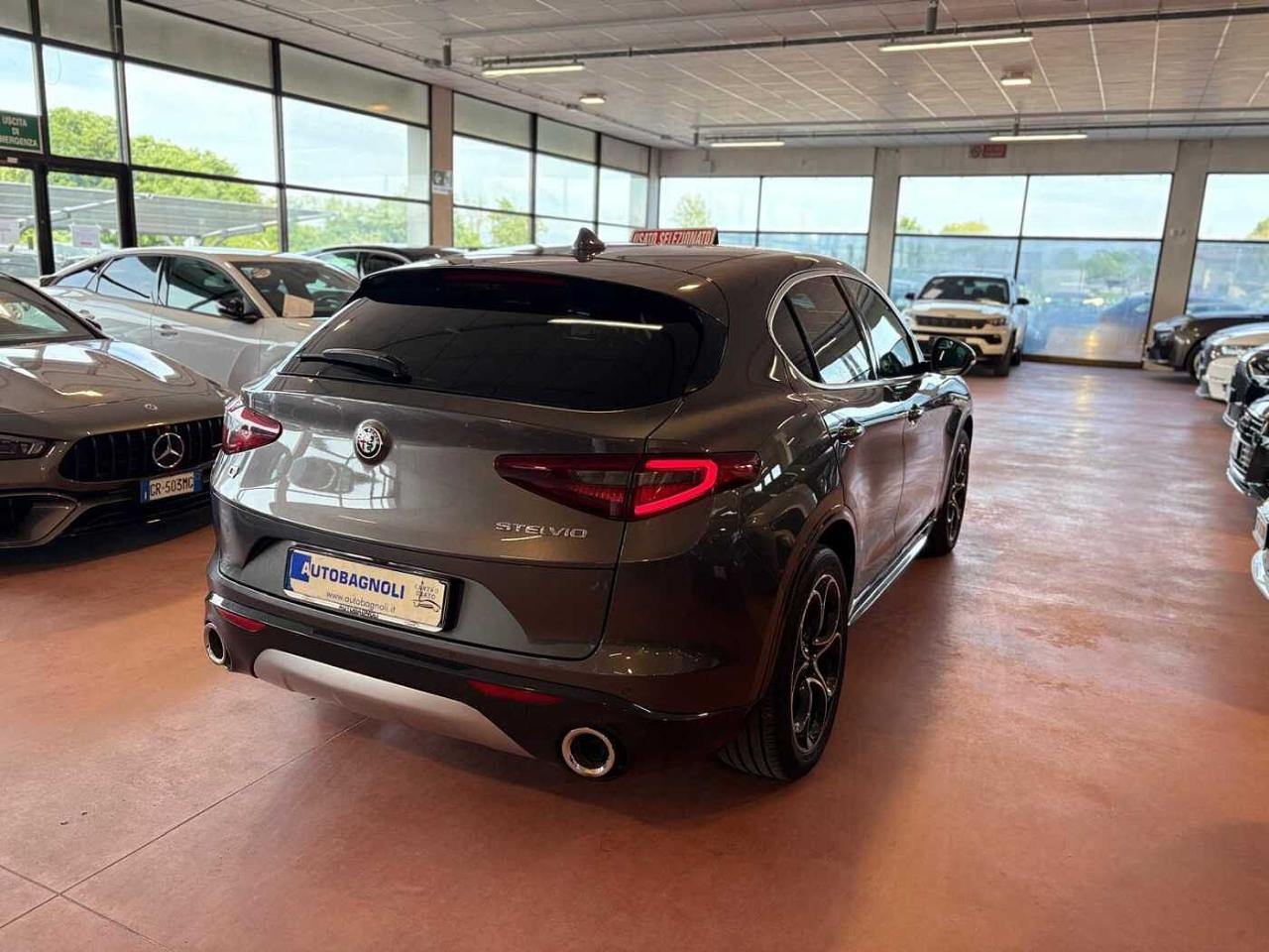 Alfa Romeo Alfa Romeo Stelvio usata 13