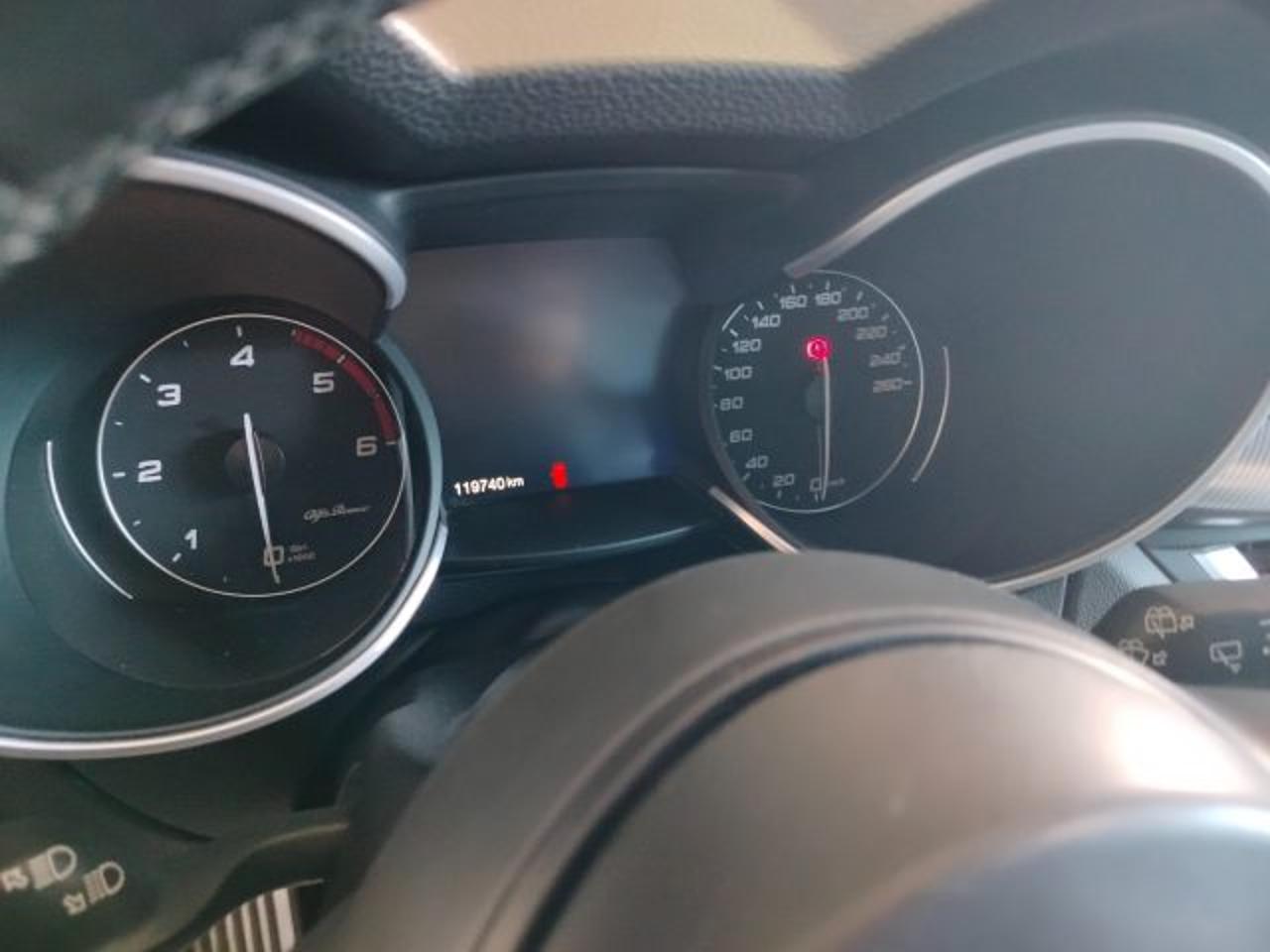 Alfa Romeo Alfa Romeo Stelvio usata 6