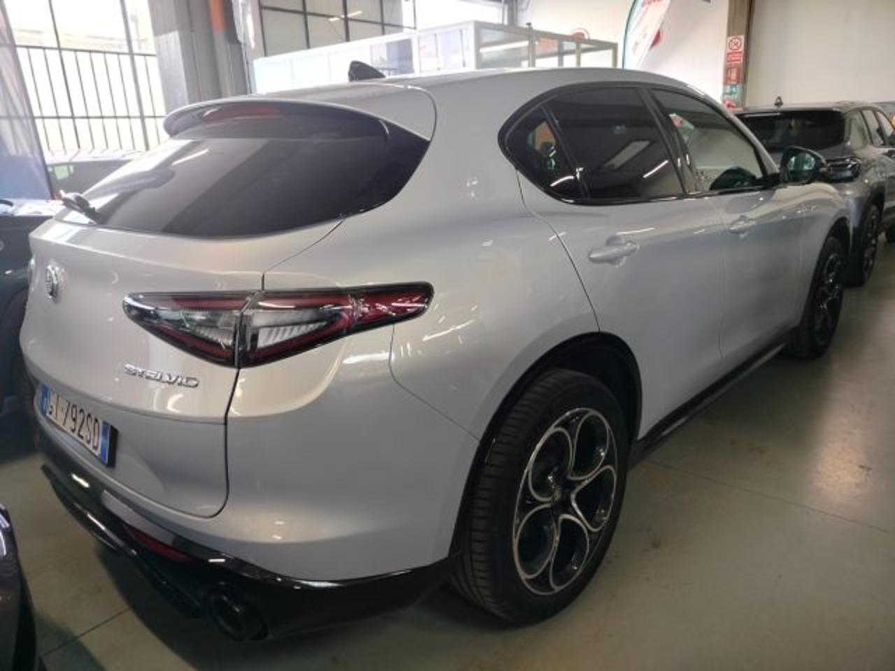 Alfa Romeo Alfa Romeo Stelvio usata 1