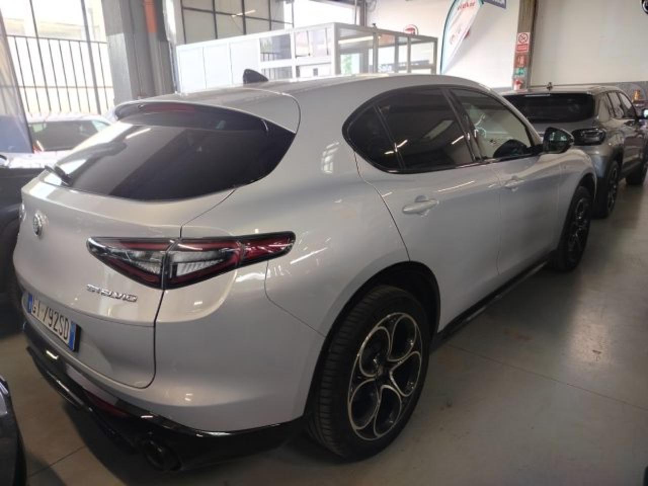 Alfa Romeo Alfa Romeo Stelvio usata 2