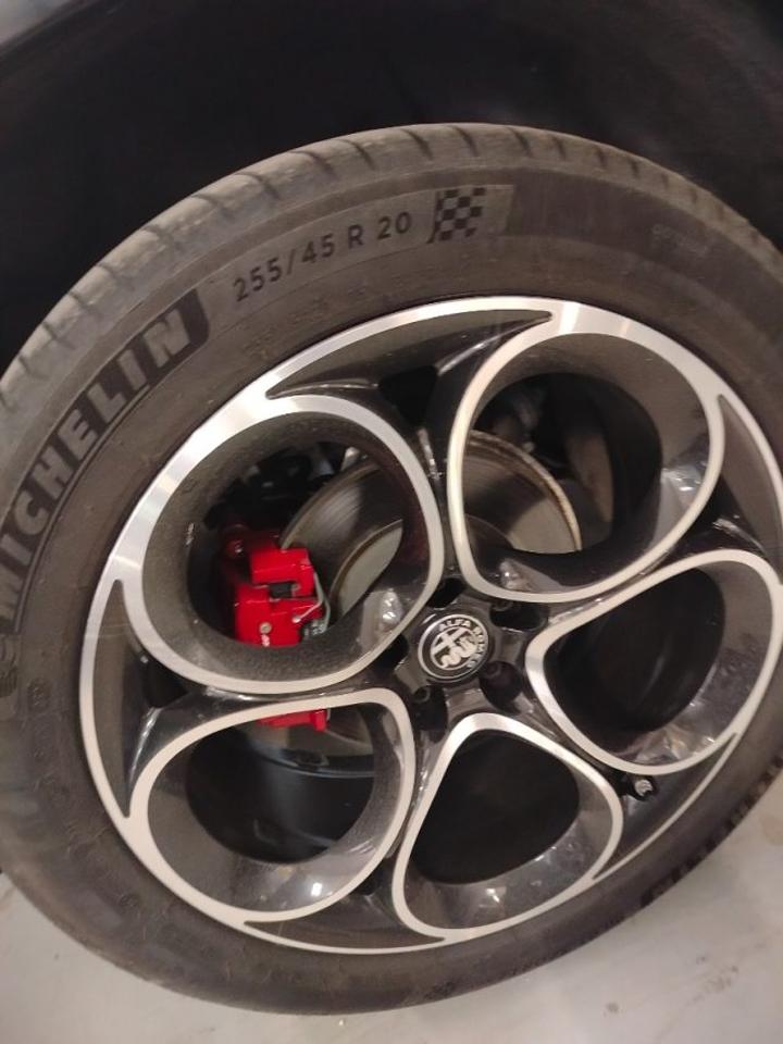 Alfa Romeo Alfa Romeo Stelvio usata 4