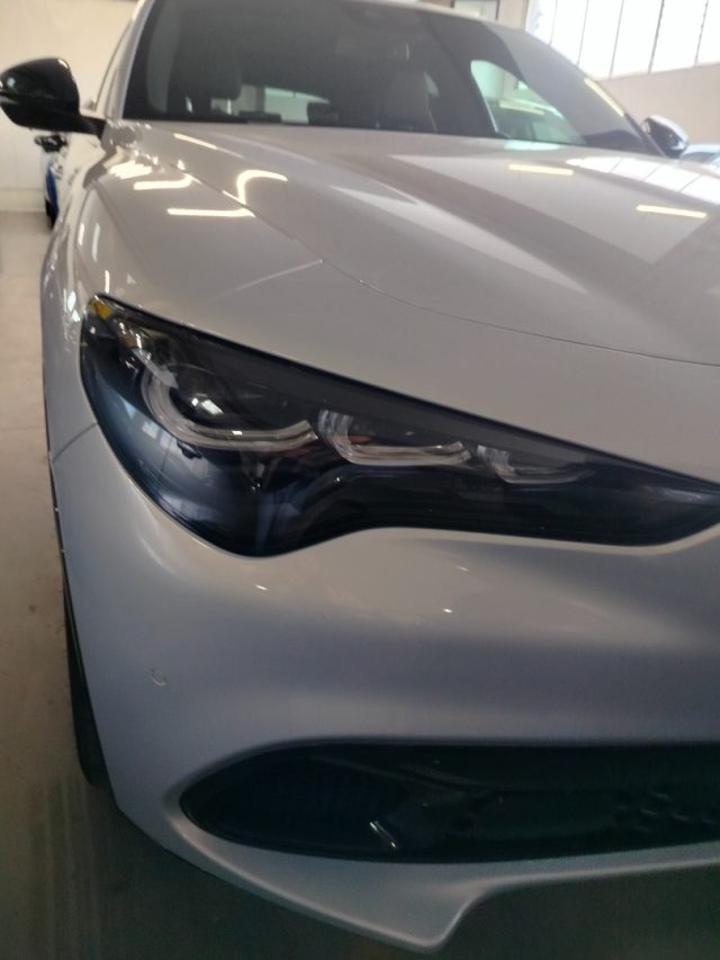 Alfa Romeo Alfa Romeo Stelvio usata 5