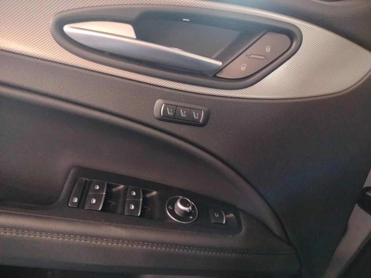 Alfa Romeo Alfa Romeo Stelvio usata 24