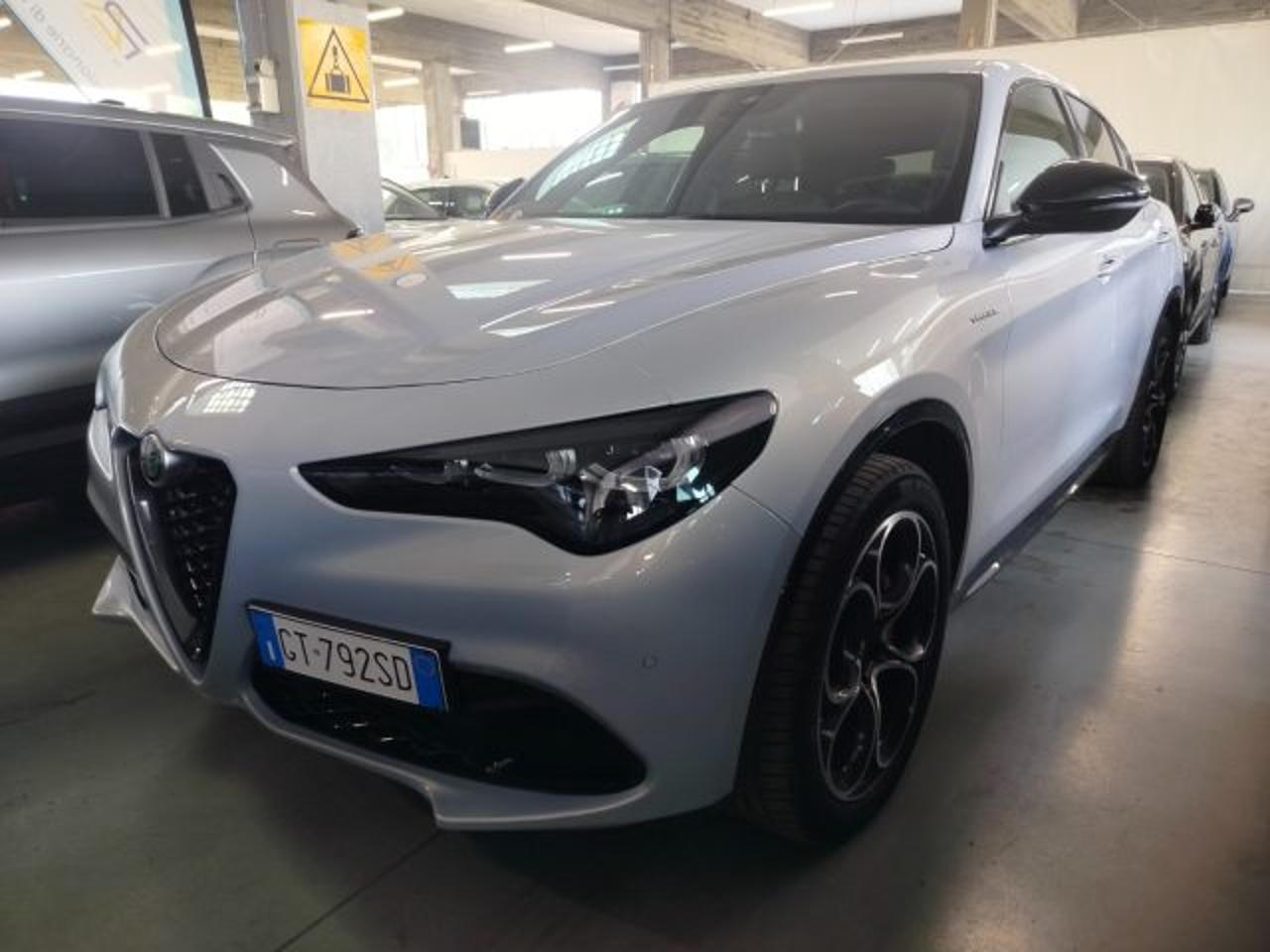 Alfa Romeo Alfa Romeo Stelvio usata 25