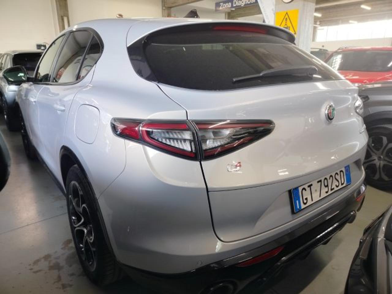 Alfa Romeo Alfa Romeo Stelvio usata 27