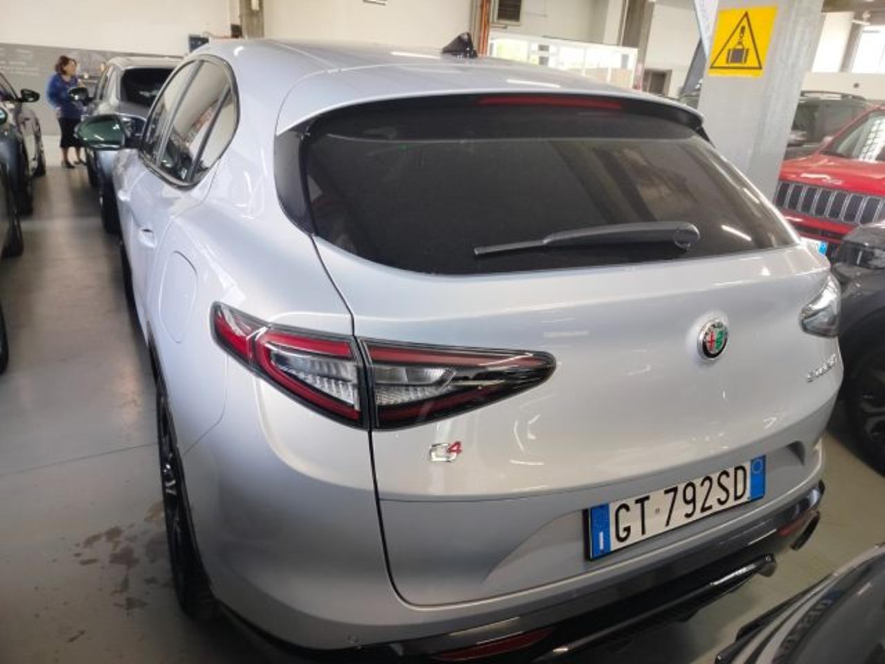 Alfa Romeo Alfa Romeo Stelvio usata 28