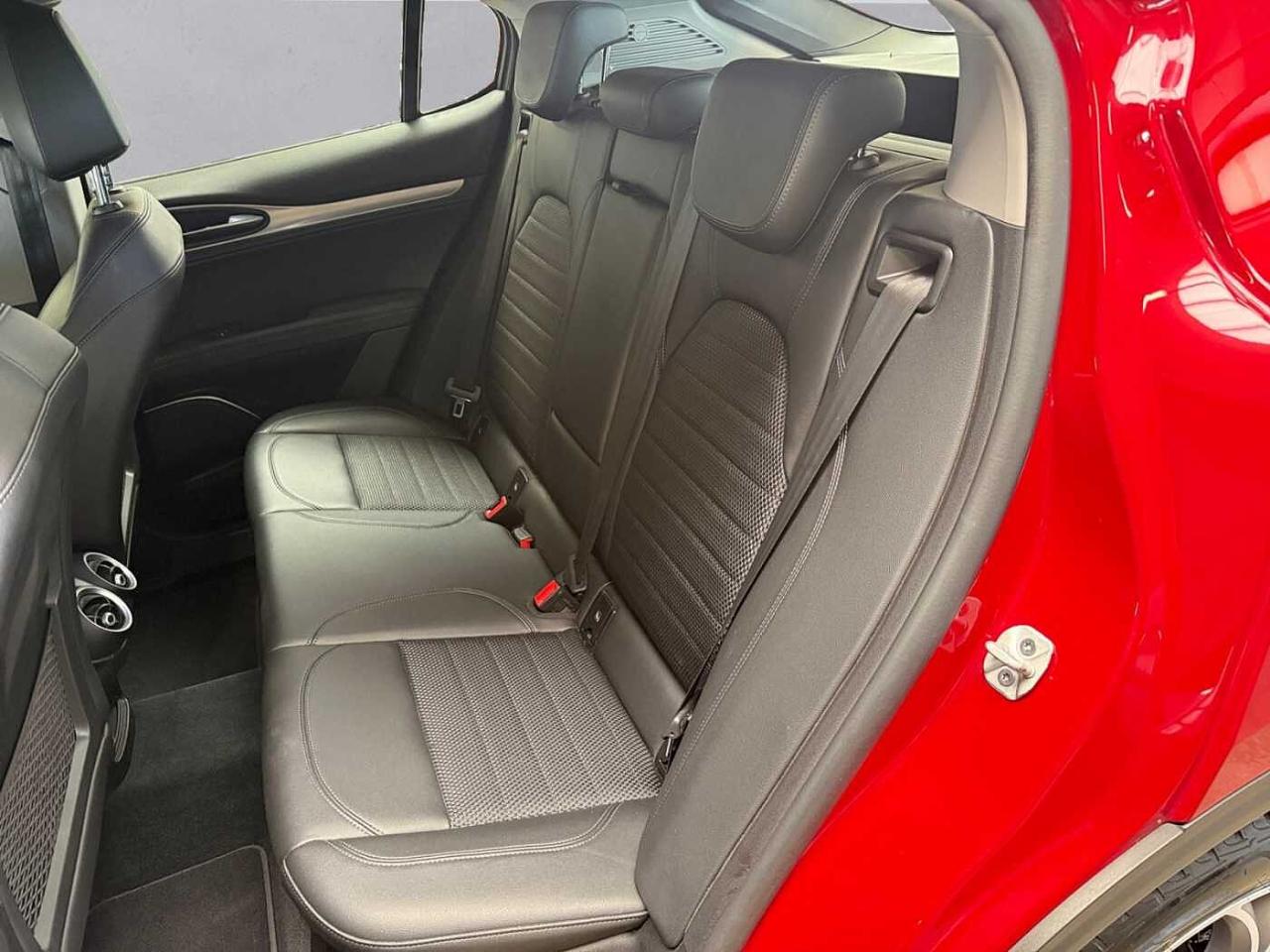 Alfa Romeo Alfa Romeo Stelvio usata 4