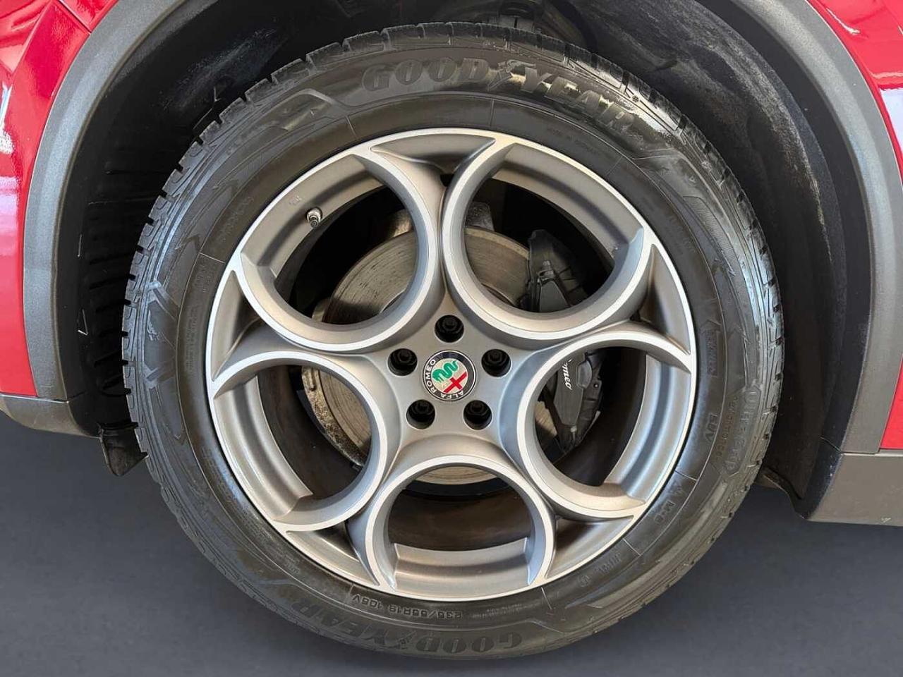 Alfa Romeo Alfa Romeo Stelvio usata 21