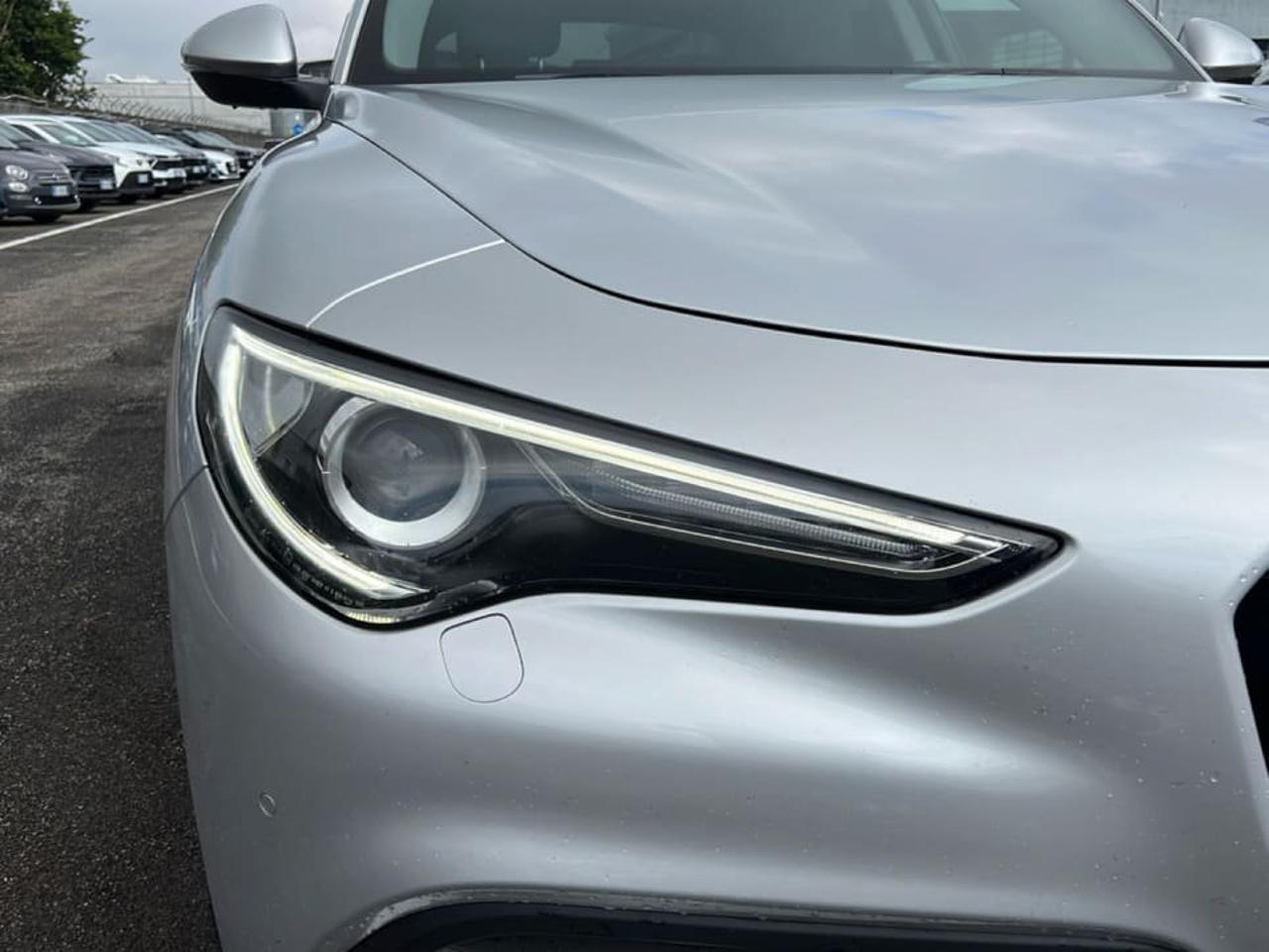 Alfa Romeo Alfa Romeo Stelvio usata 2