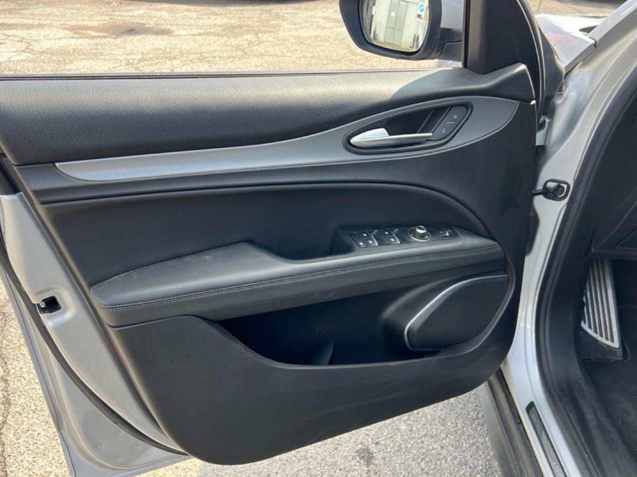 Alfa Romeo Alfa Romeo Stelvio usata 5