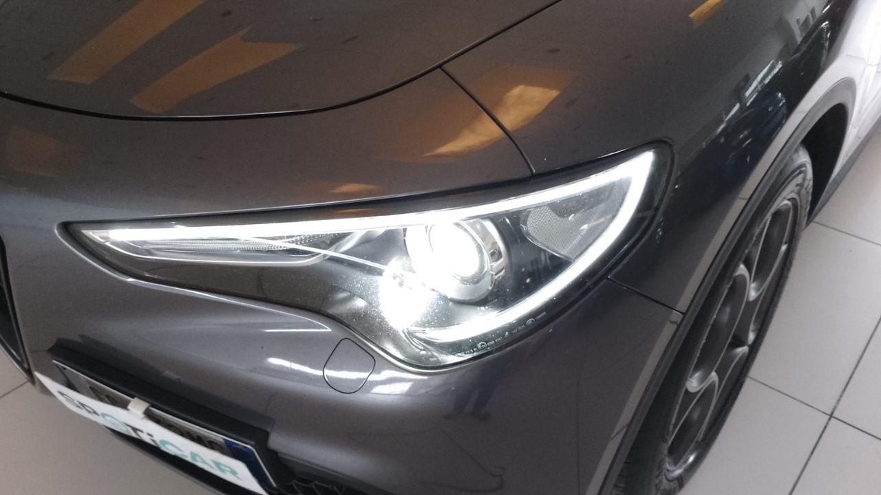 Alfa Romeo Alfa Romeo Stelvio usata 5